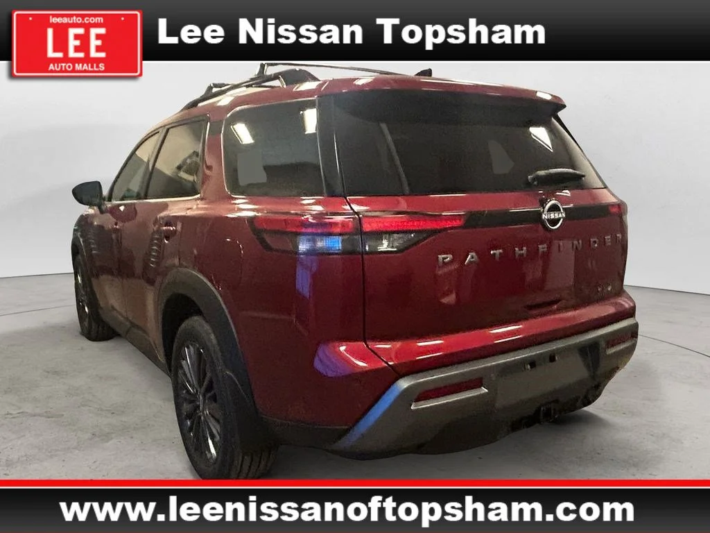 New 2026 Scarlet Ember Tintcoat Nissan SL image 3