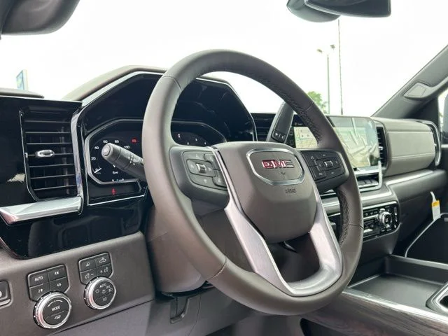 New 2026 Summit White GMC SLT image 30