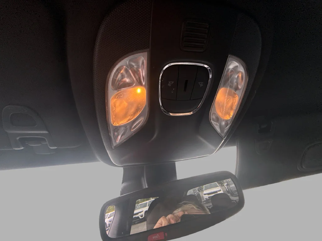 Used 2024 White Jeep Latitude image 20
