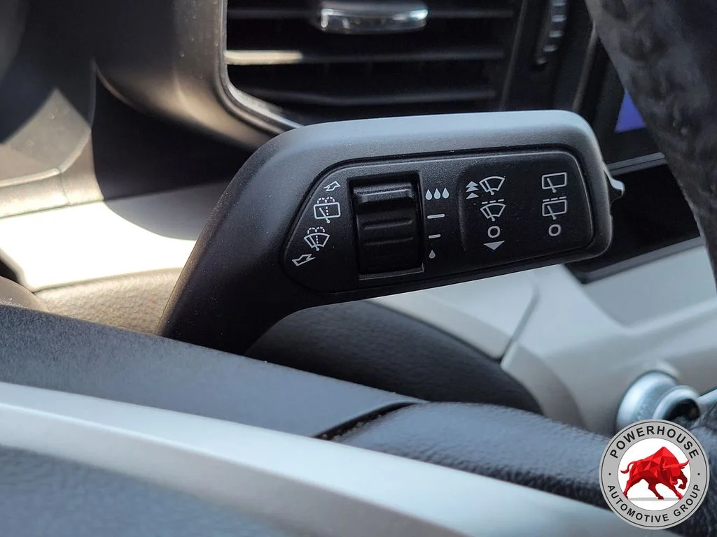 Used 2023 Silver Ford XLT image 31
