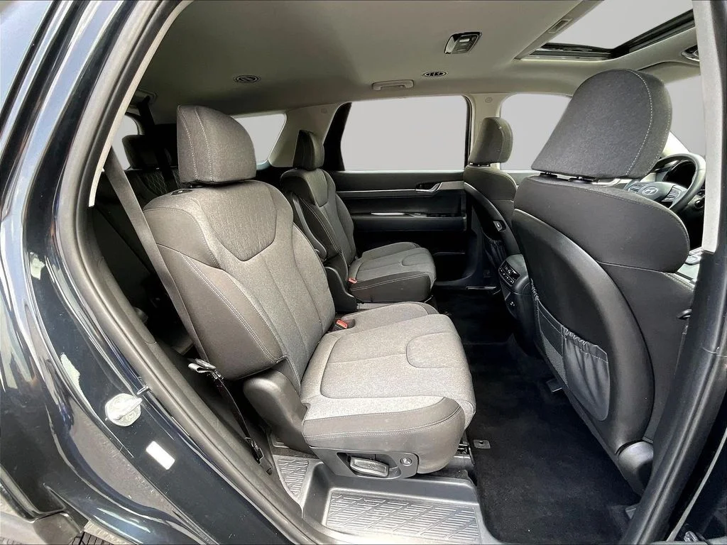 Used 2021 White Hyundai SEL image 20