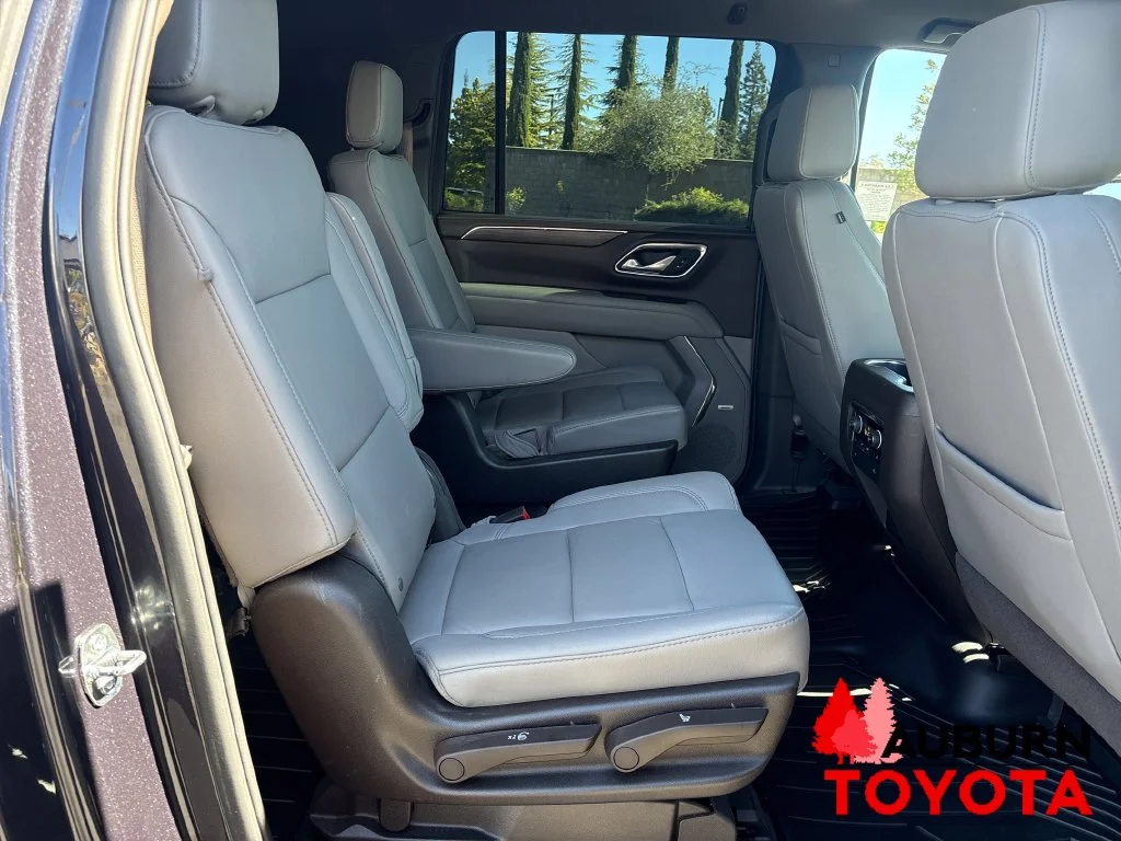 Used 2024 Dark Ash Metallic Chevrolet Z71 image 20