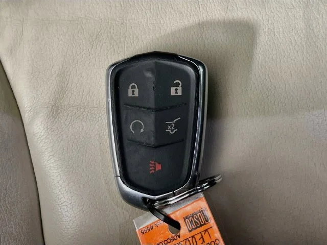 Used 2020 Red Cadillac Sport image 12