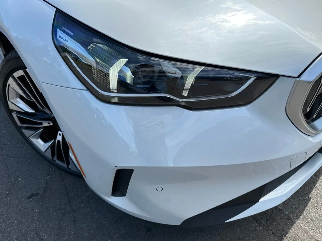 Used 2026 Mineral White Metallic BMW 530i xDrive image 30