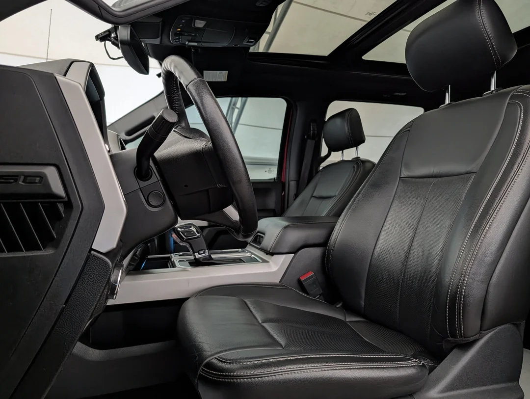 Used 2020 Red Ford LARIAT - - 4WD - 502A Grp - 5.0L V-8 - Twin Panel Sunroof - Black Pkg - B&O Audio - Leather & More! image 15