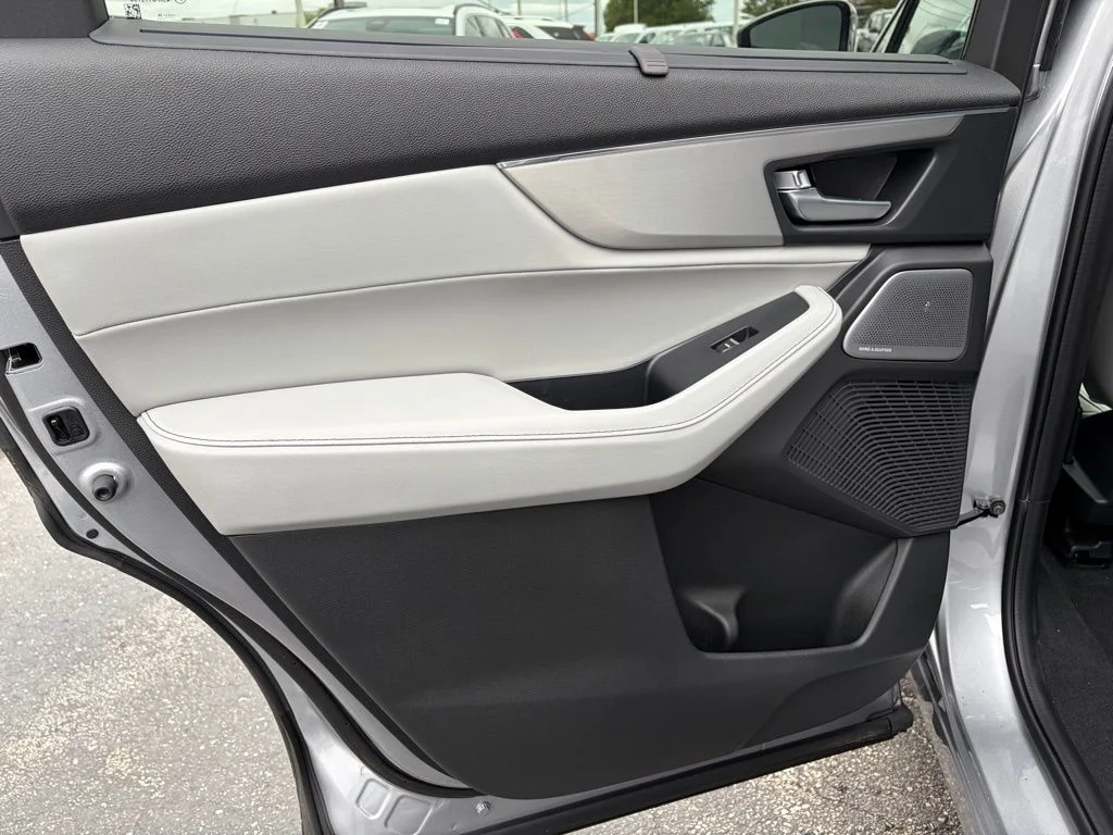 New 2026 Silver Acura Technology Package SH-AWD image 23