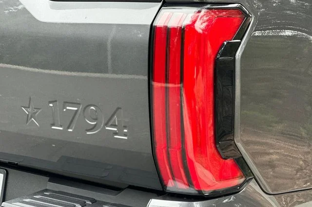 2026 Toyota Tundra 1794 Edition - Photo 32