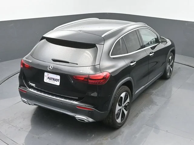 Used 2025 Black Mercedes-Benz GLA 250 image 38
