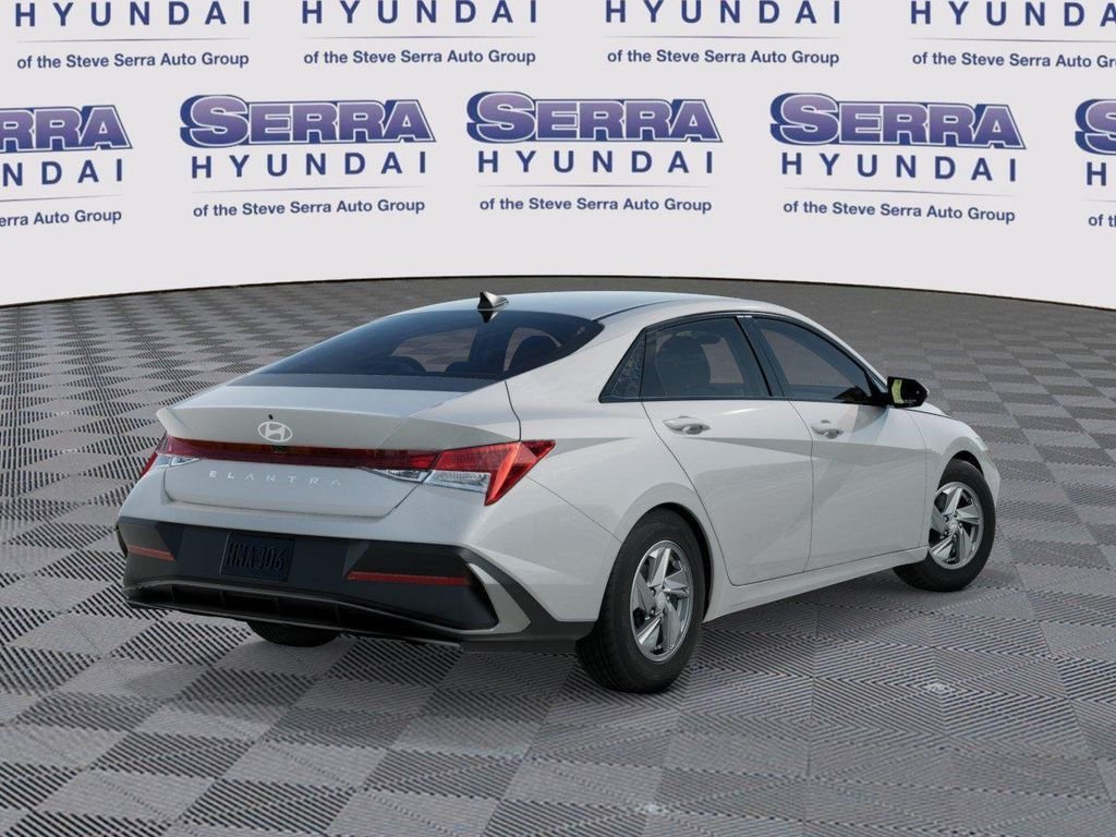 New 2026 White Hyundai SE image 4