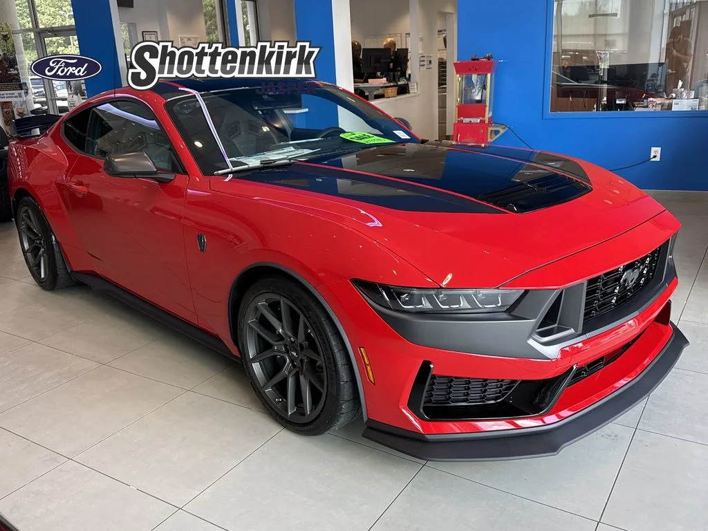 2026 Ford Mustang Dark Horse