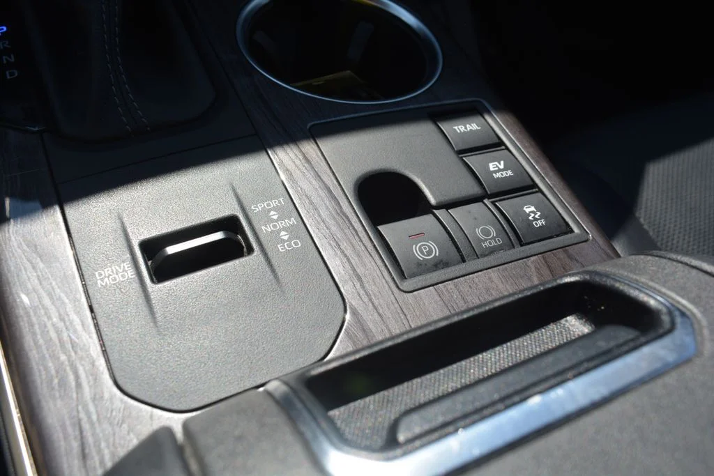 2023 Toyota Highlander Limited - Photo 21