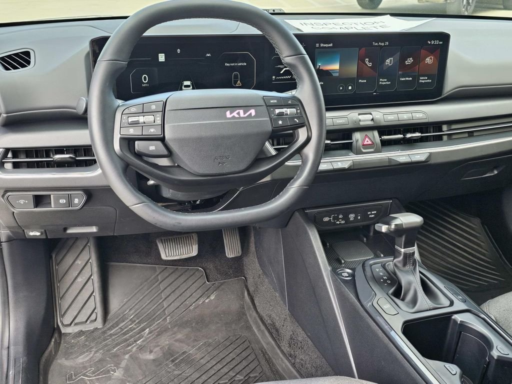 Used 2025 White Kia EX image 38