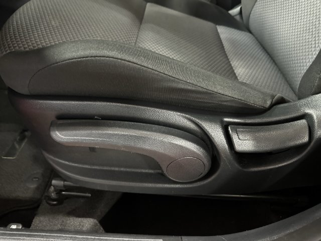 Certified Used 2024 Red Kia LX image 18