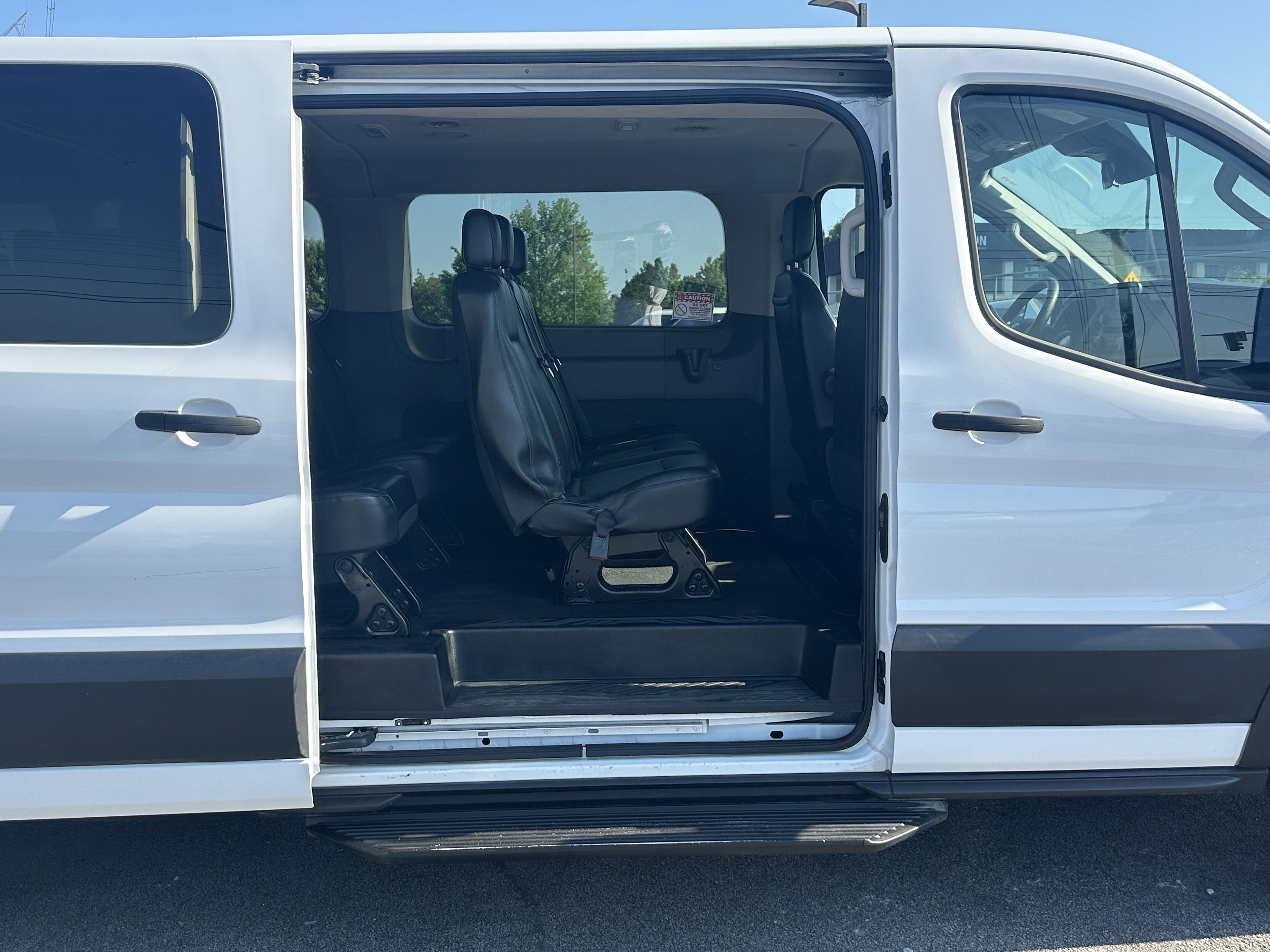 Used 2023 White Ford XL image 15