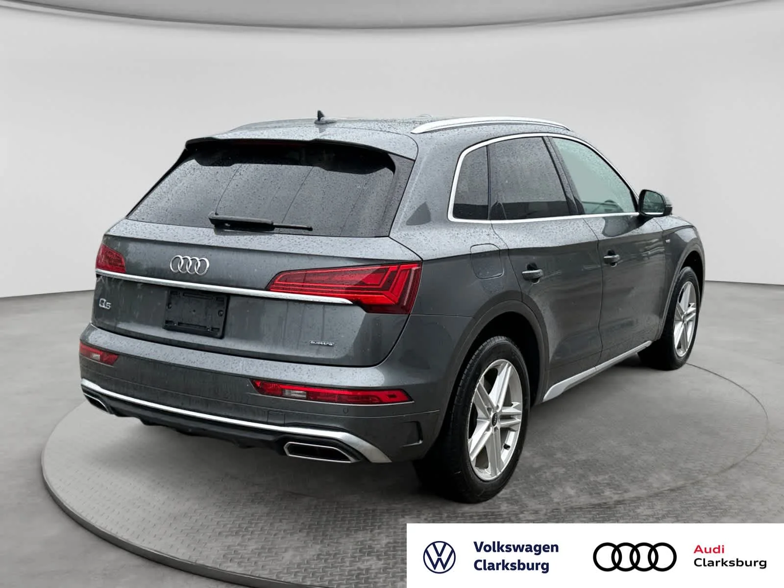 Used 2023 Daytona Gray Pearl Effect Audi S line Premium Plus image 5