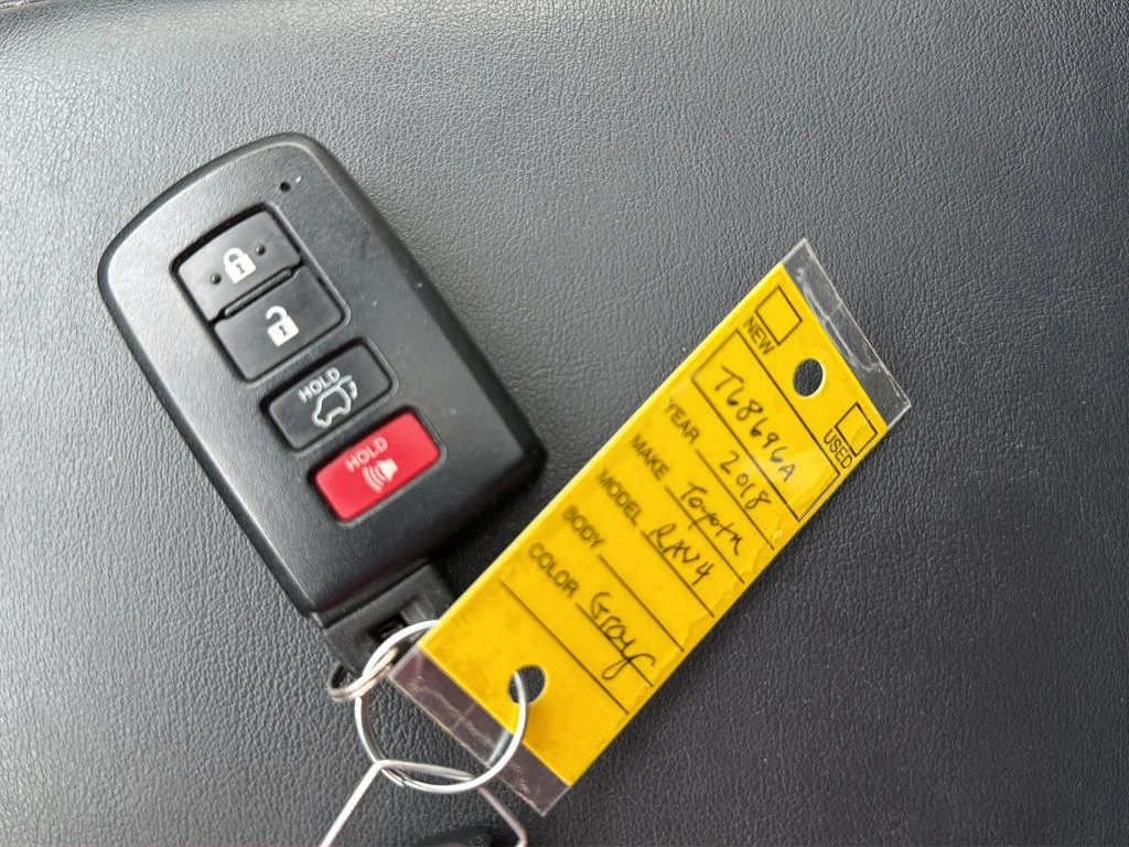 Used 2018 Gray Toyota Limited image 9