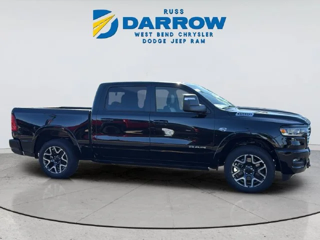 New 2027 Diamond Black Crystal Pearl-Coat Exterior Paint RAM Laramie image 6
