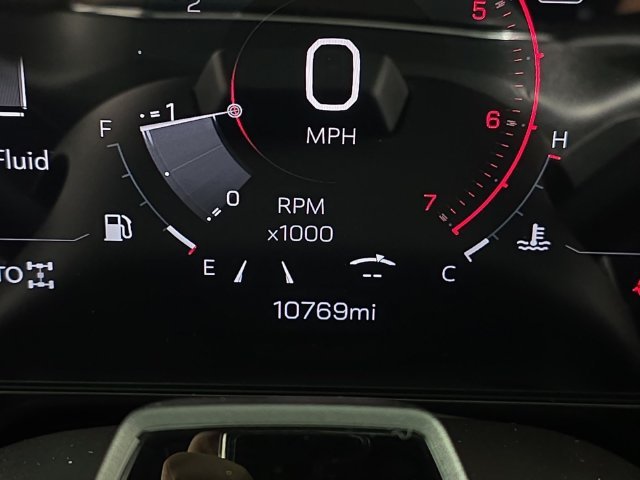 Certified Used 2025 Volcanic Red Tintcoat GMC Elevation image 20
