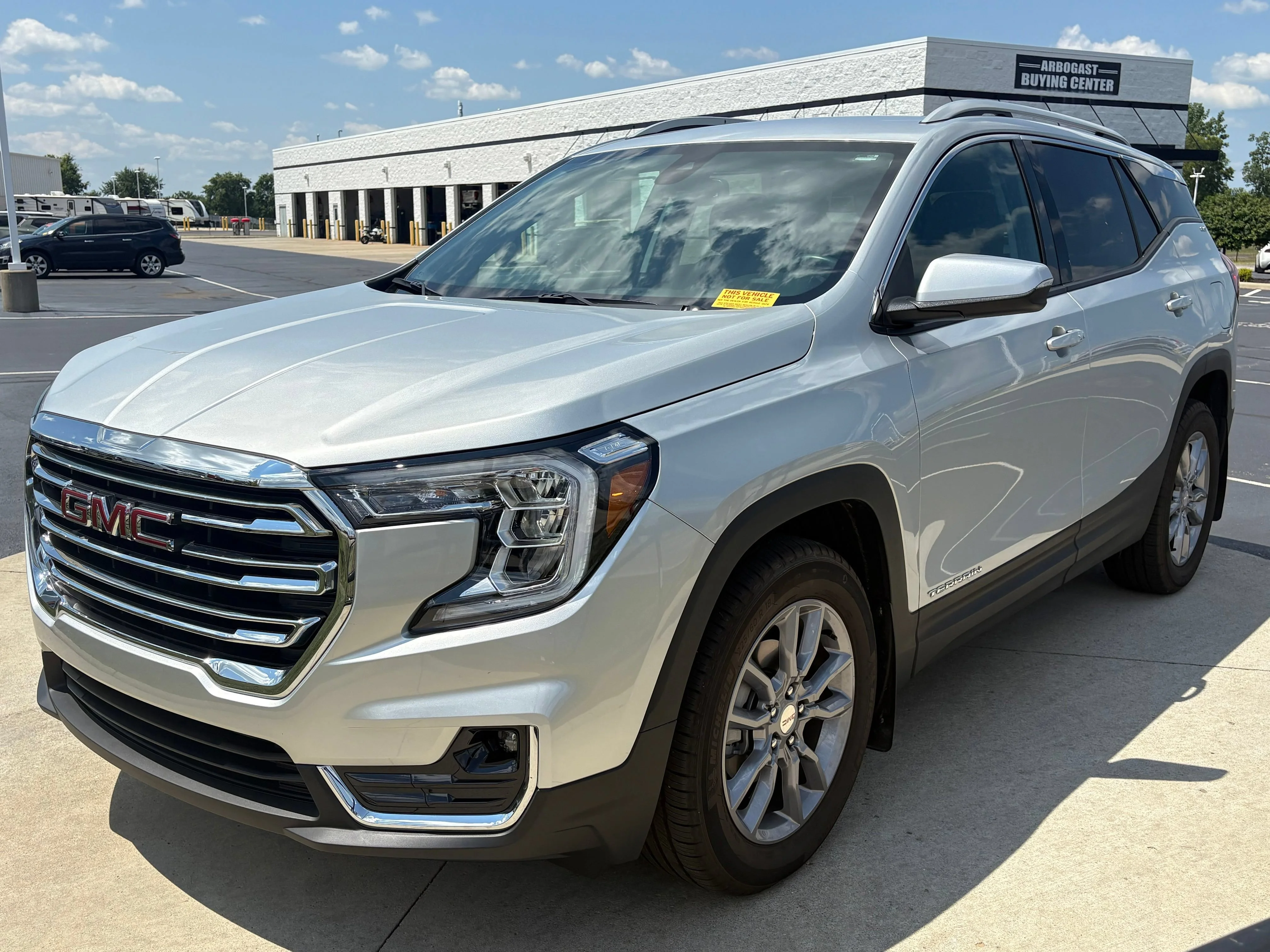 Used 2022 QUICKSILVER METALLIC GMC SLT image 3