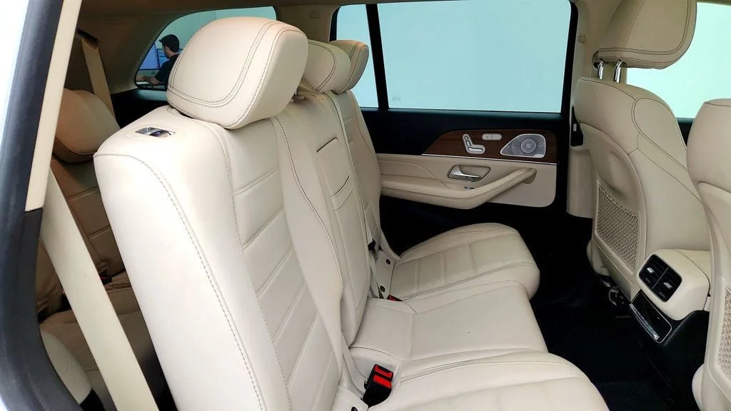 Used 2021 designo Diamond White Bright Mercedes-Benz GLS 580 4MATIC® SUV w/ Driver Assist Pkg Plus & Night Pkg image 21
