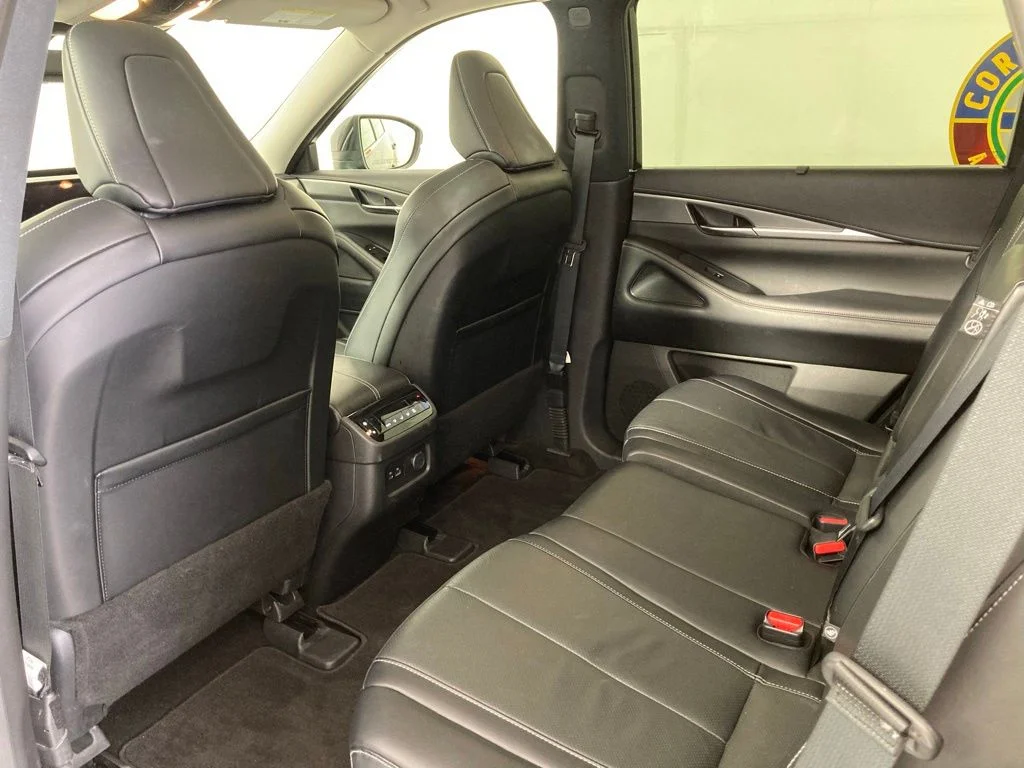 Used 2023 Blue INFINITI LUXE image 17