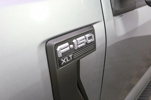 Used 2023 Silver Ford XLT image 6