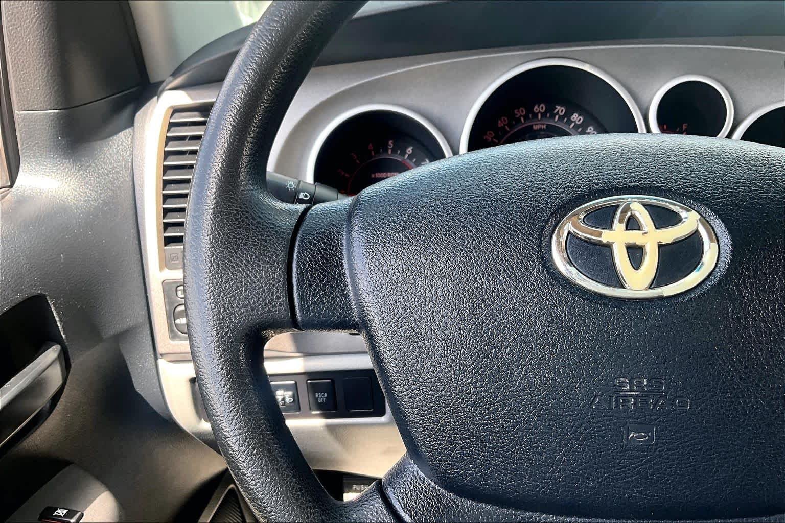 Used 2010 Nautical Blue Metallic Toyota  image 22