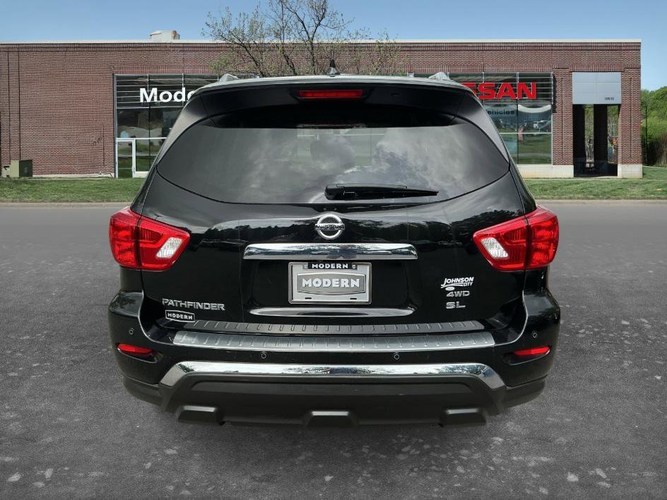 Used 2020 Magnetic Black Pearl Nissan SL image 3