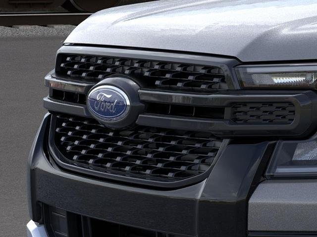 New 2026 Carbonized Gray Metallic Ford XLT image 39