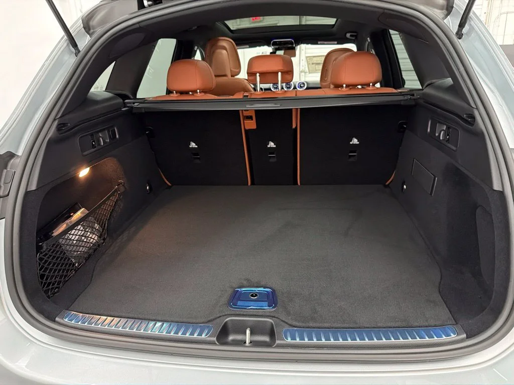 New 2027 Silver Mercedes-Benz GLC 300 image 26