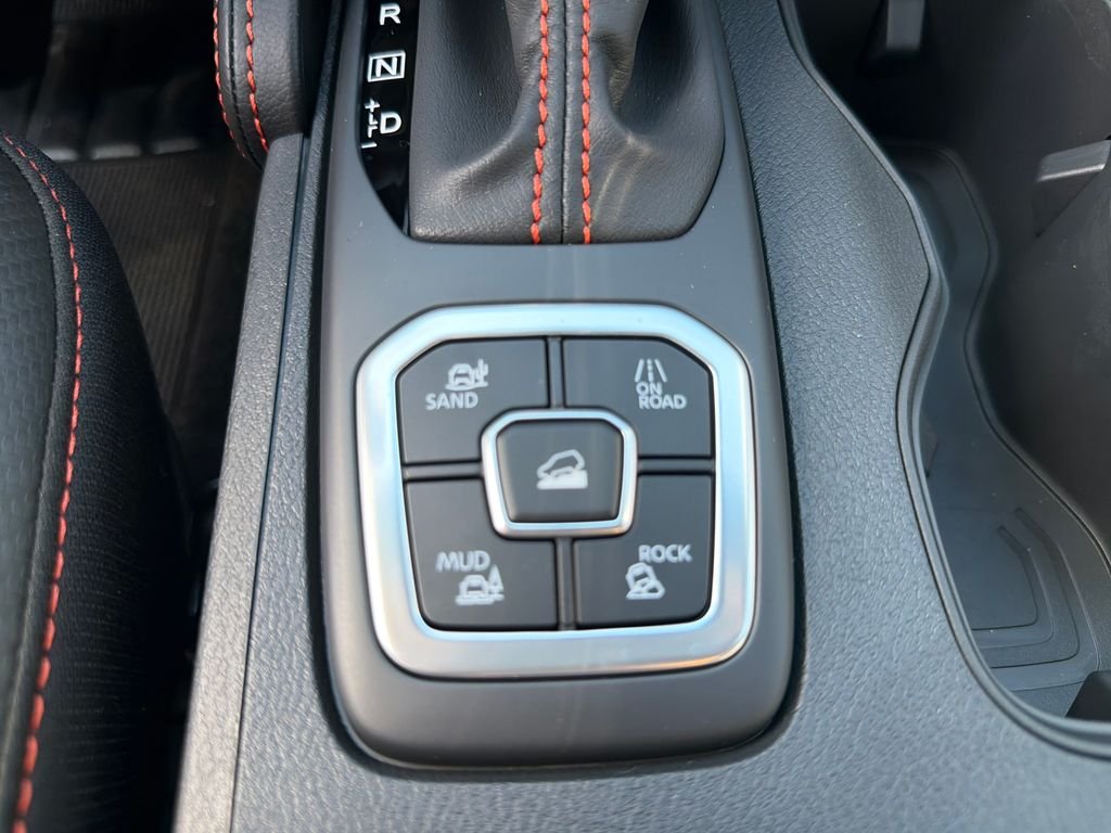 New 2026 Nissan Frontier PRO-4X 4D Crew Cab