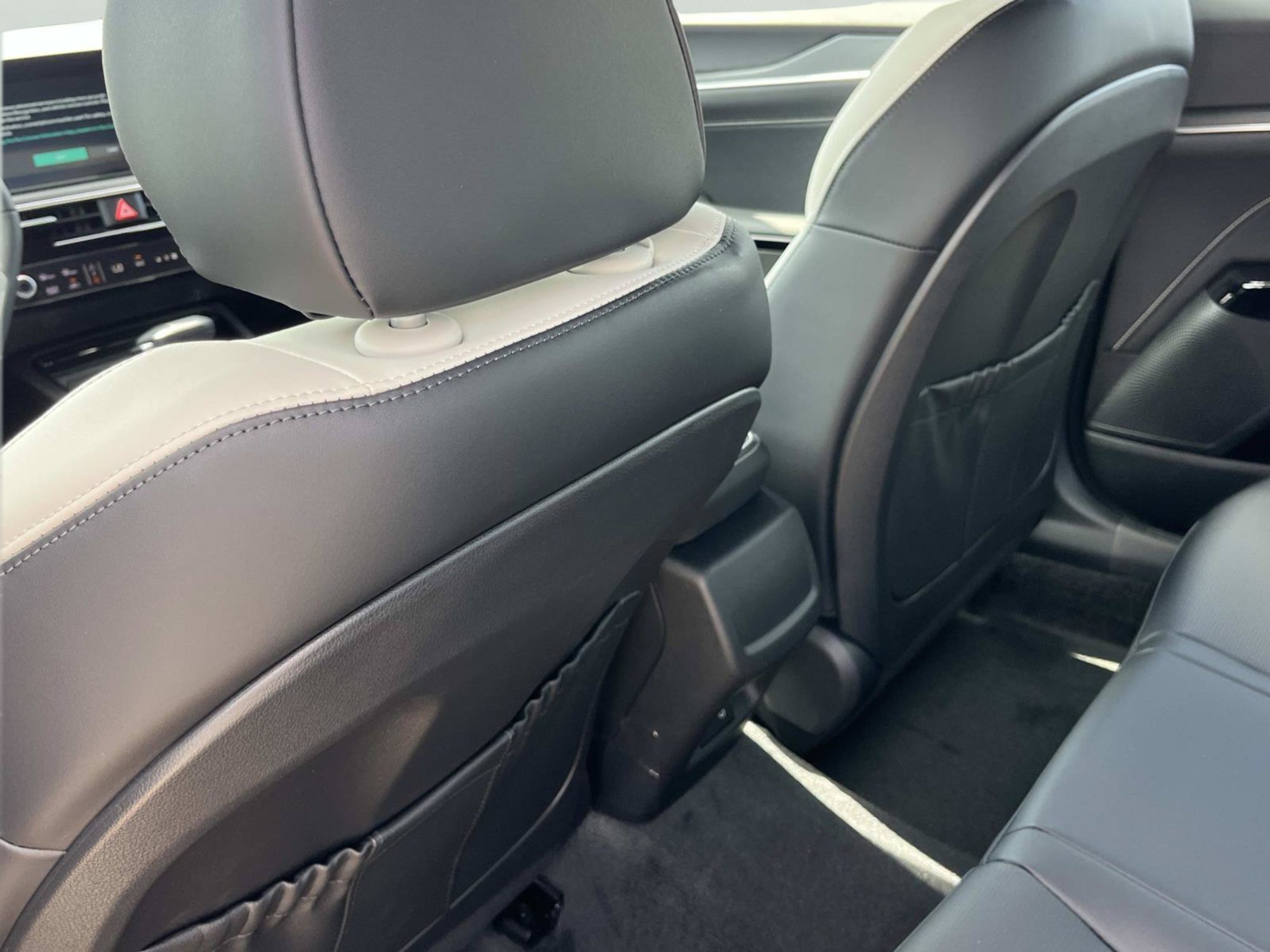 New 2026 Aurora Black Pearl Kia GT-Line image 15
