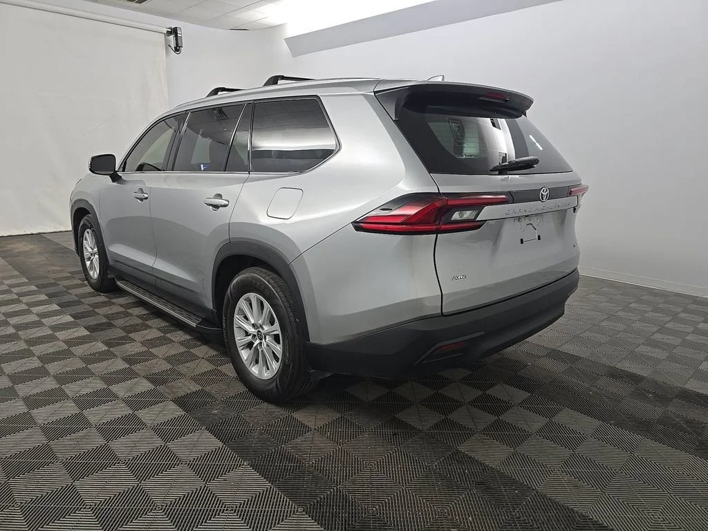 Used 2025 Silver Toyota XLE image 3