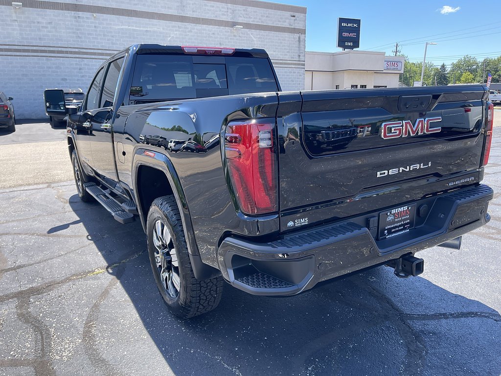 2025 GMC Sierra 2500HD Denali - Photo 11
