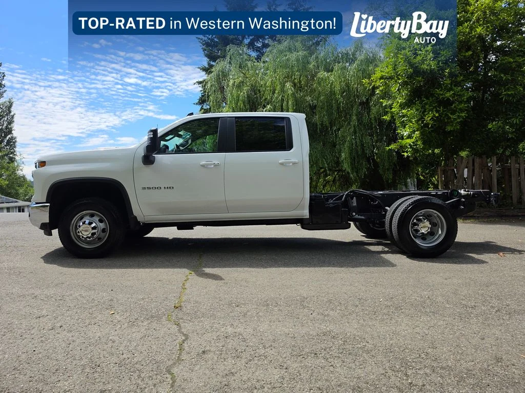 2025 Chevrolet Silverado 3500HD LT - Photo 8