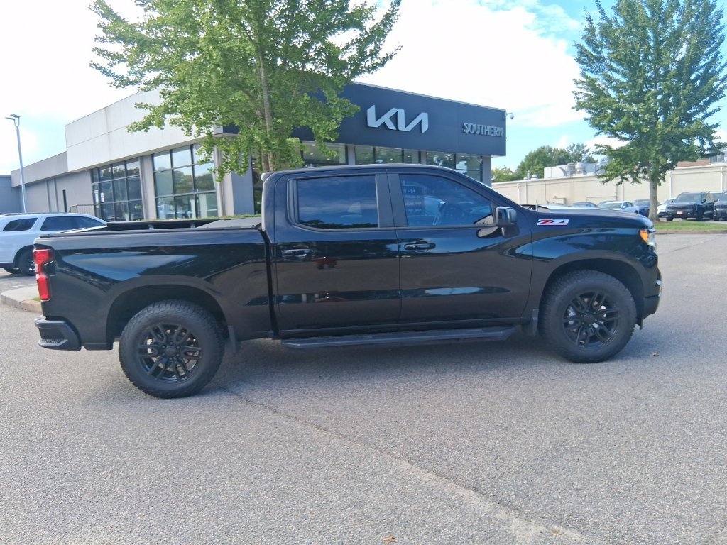 Used 2023 Black Chevrolet RST image 6