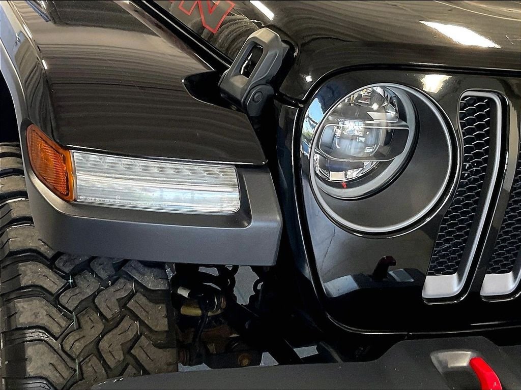 Used 2019 Black Jeep Unlimited Rubicon image 31
