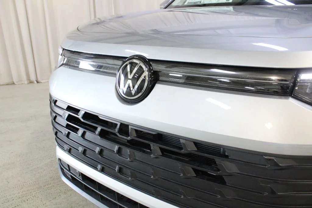New 2026 Silver Volkswagen SE image 33