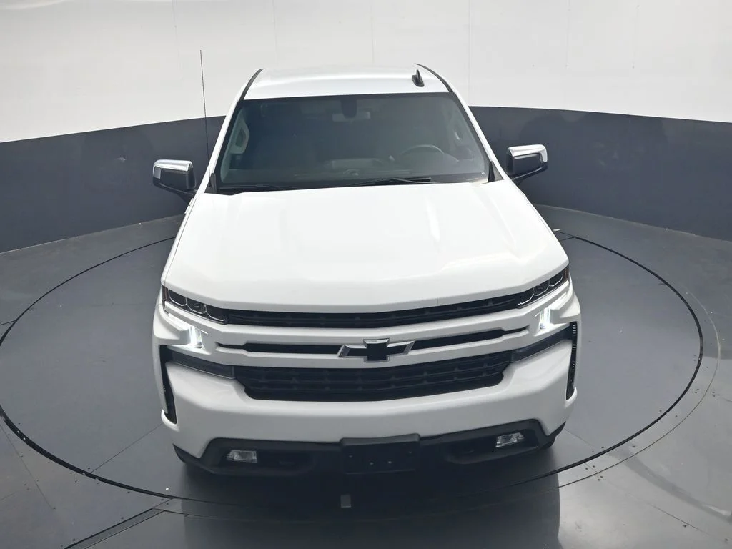 Used 2022 White Chevrolet RST image 41