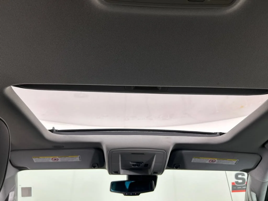 Used 2019 GRAPHITE METALLIC Chevrolet High Country image 20
