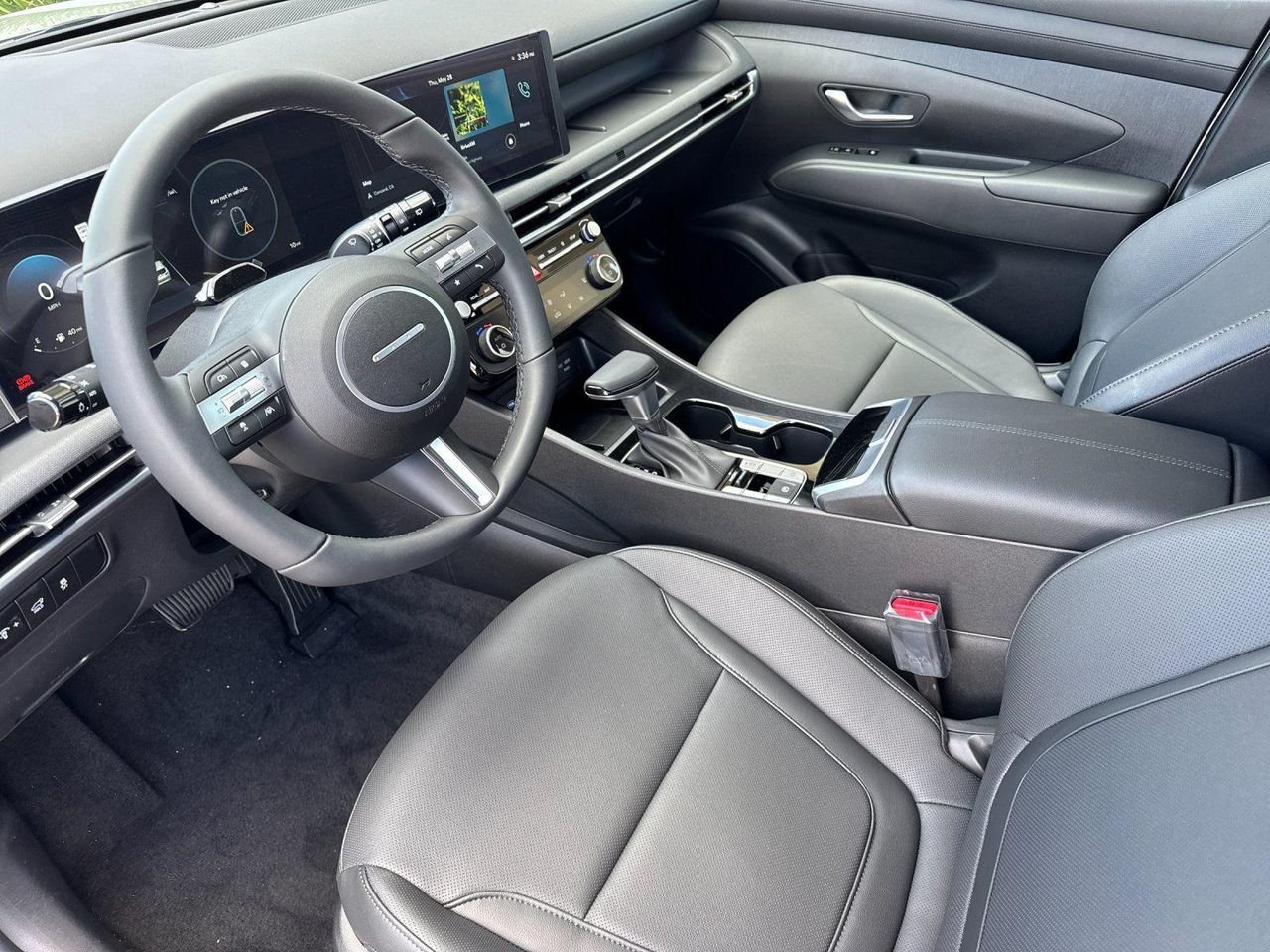 New 2026 Silver Hyundai SEL Premium FWD image 9