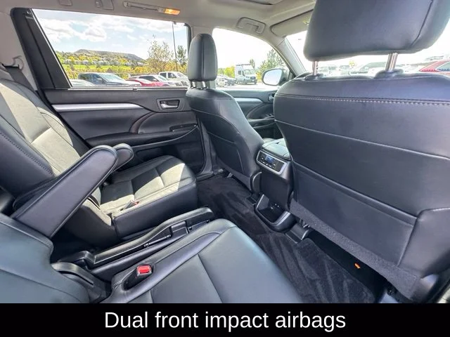 Used 2017 Gray Toyota XLE image 24