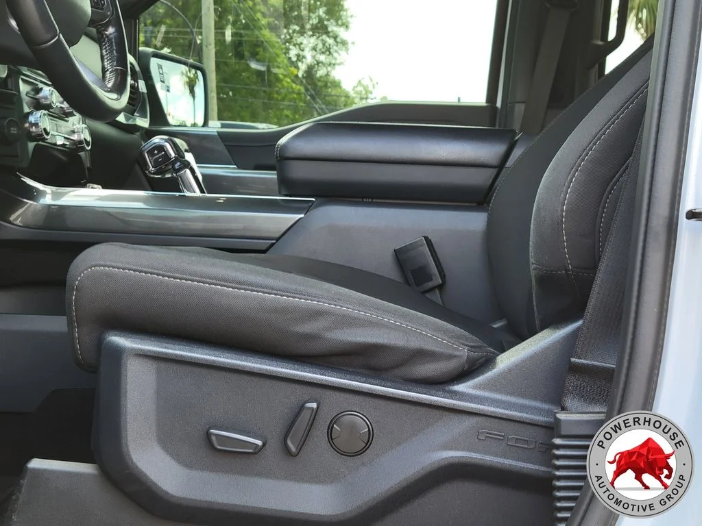 Used 2022 White Ford XLT image 23