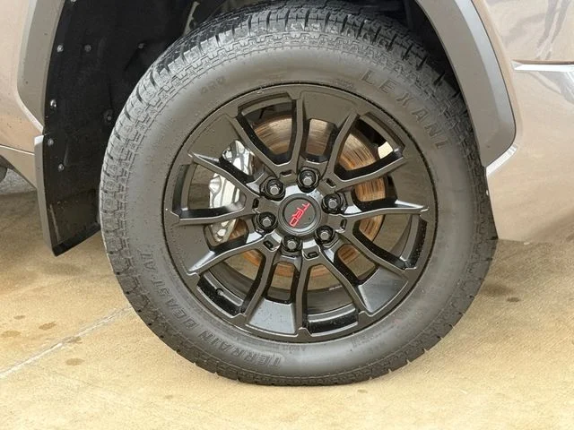 Used 2025 Gray Toyota SR5 image 5