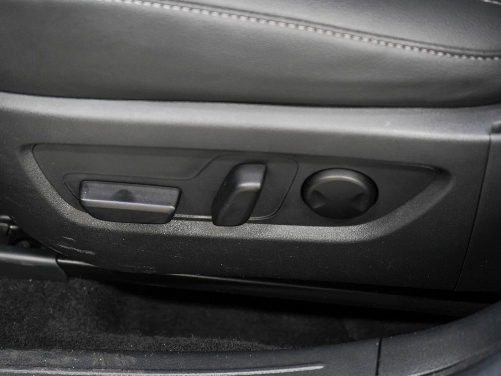 Used 2024 Jet Black Mica Mazda 2.5 S Preferred Package image 23