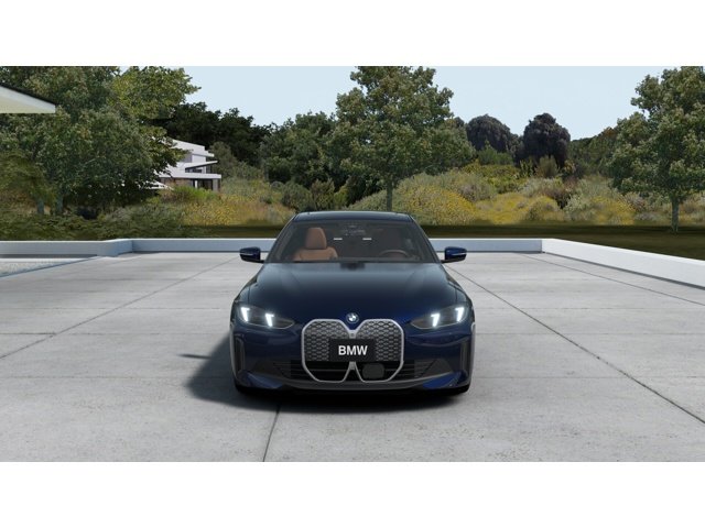 New 2026 Tanzanite Blue II Metallic BMW i4 image 3