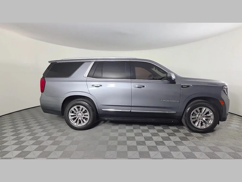Used 2022 Satin Steel Metallic GMC SLT image 36