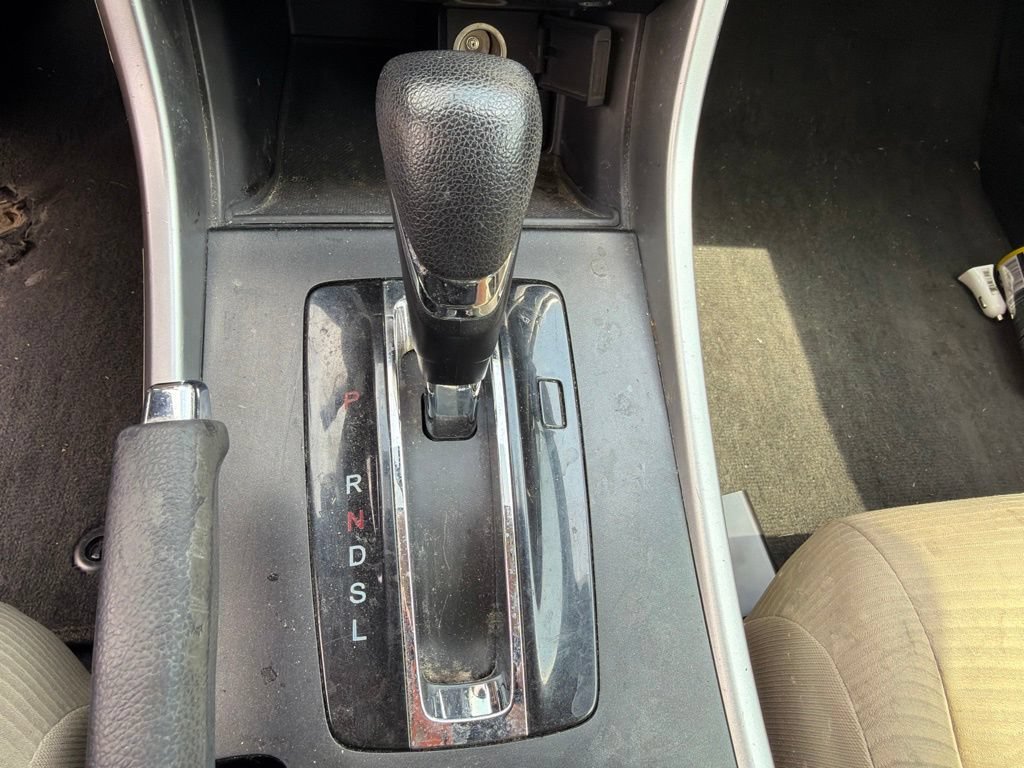 Used 2015  Honda LX image 25
