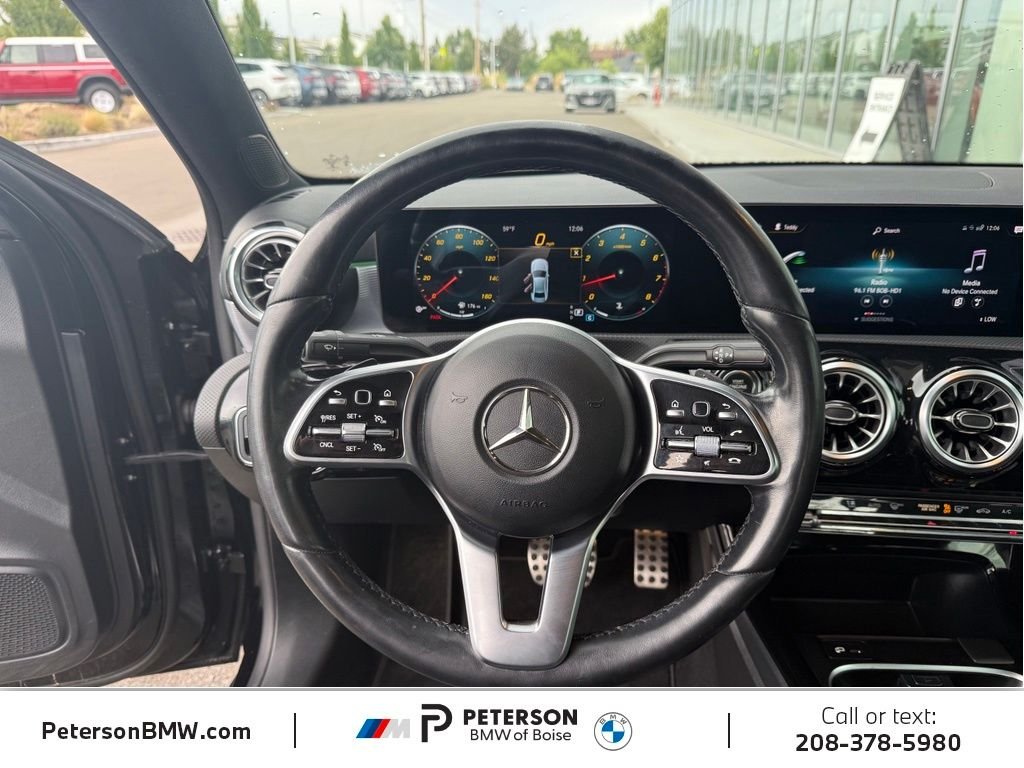 Used 2022  Mercedes-Benz A 220 image 16
