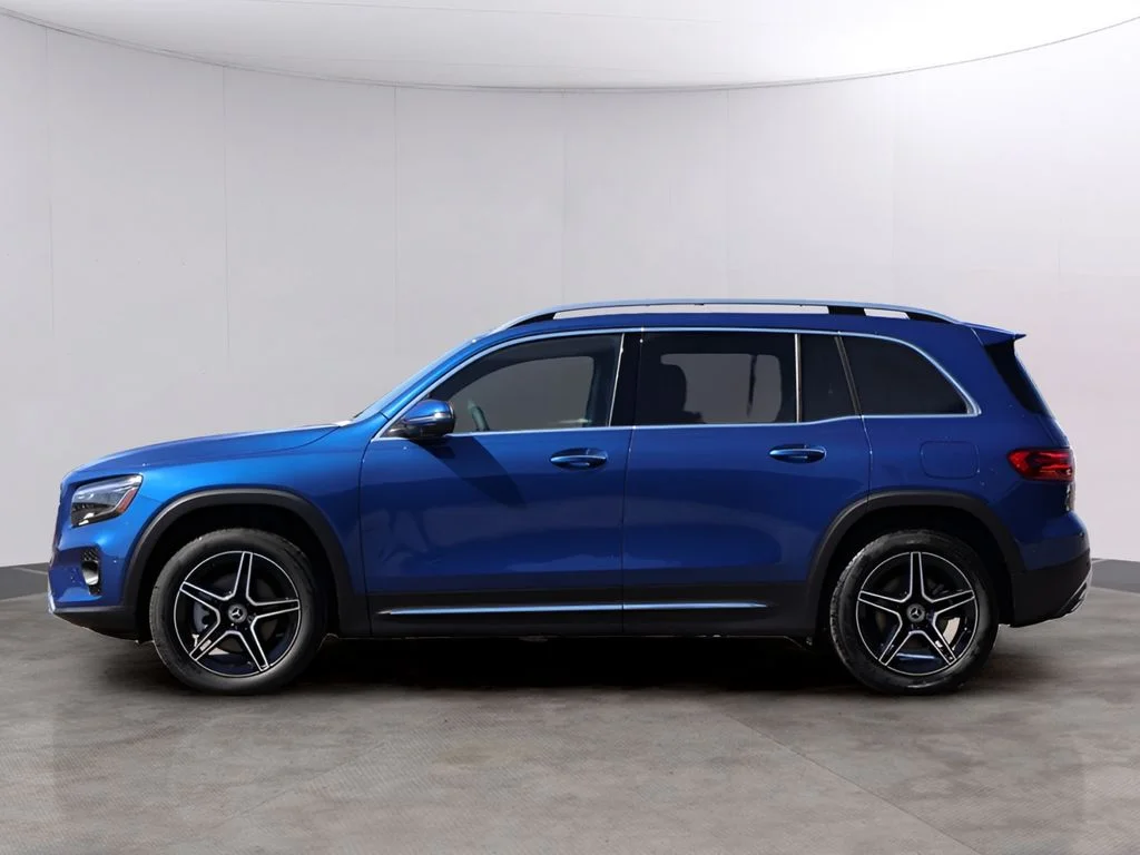 New 2026 Starling Blue Metallic Mercedes-Benz GLB 250 image 4